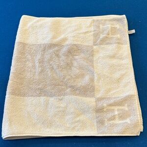 Hermes Plush Bath Towel - Soft Absorbent Home Bath